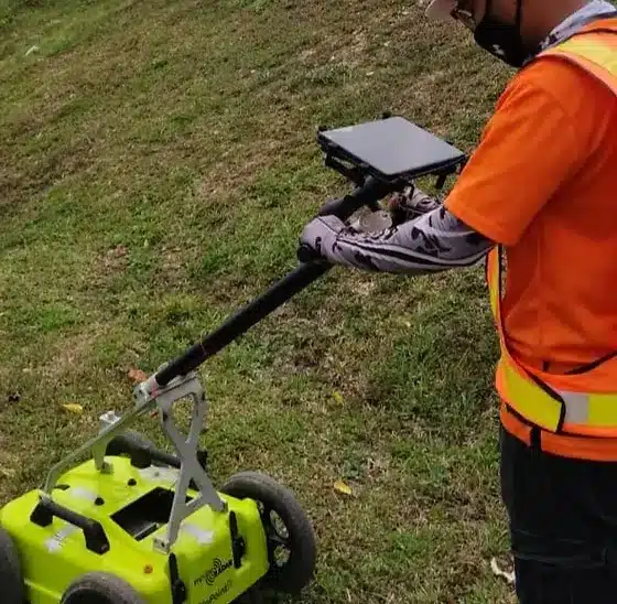 Pengesanan Utiliti Bawah Tanah Dan Pemetaan Berdigital